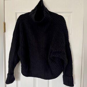Maeve cuff sleeve turtleneck sweater EUC
